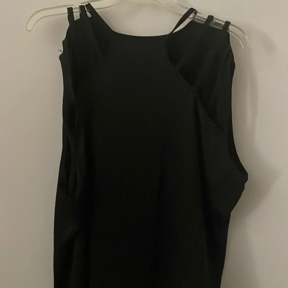 Black Top - Picture 1 of 2